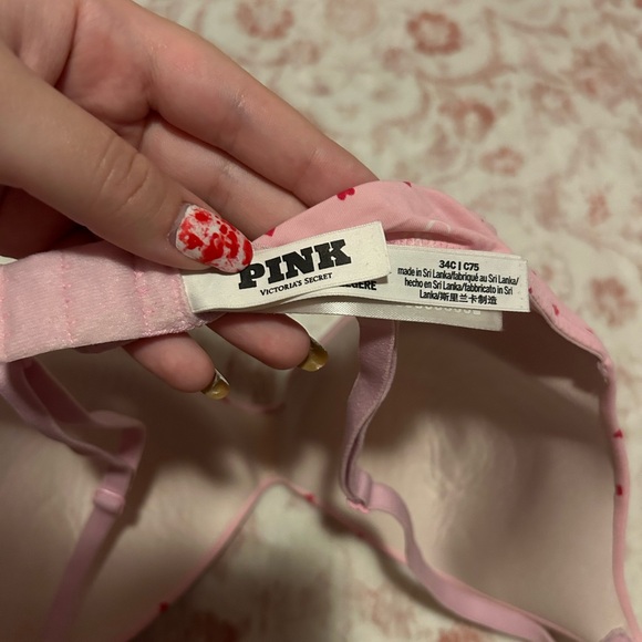 34C PINK Victoria’s Secret T-shirt bra - Picture 3 of 3